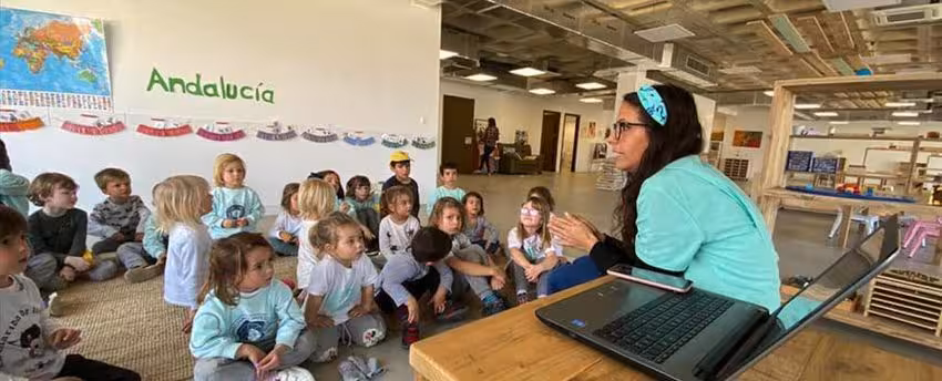 Presentación del Campamento de Escuela de Verano Montessori a cargo de Tamara-Muñoz-Directora-de-La-Escuela-Internacional-Montessori-en-Sotogrande-Cádiz-España