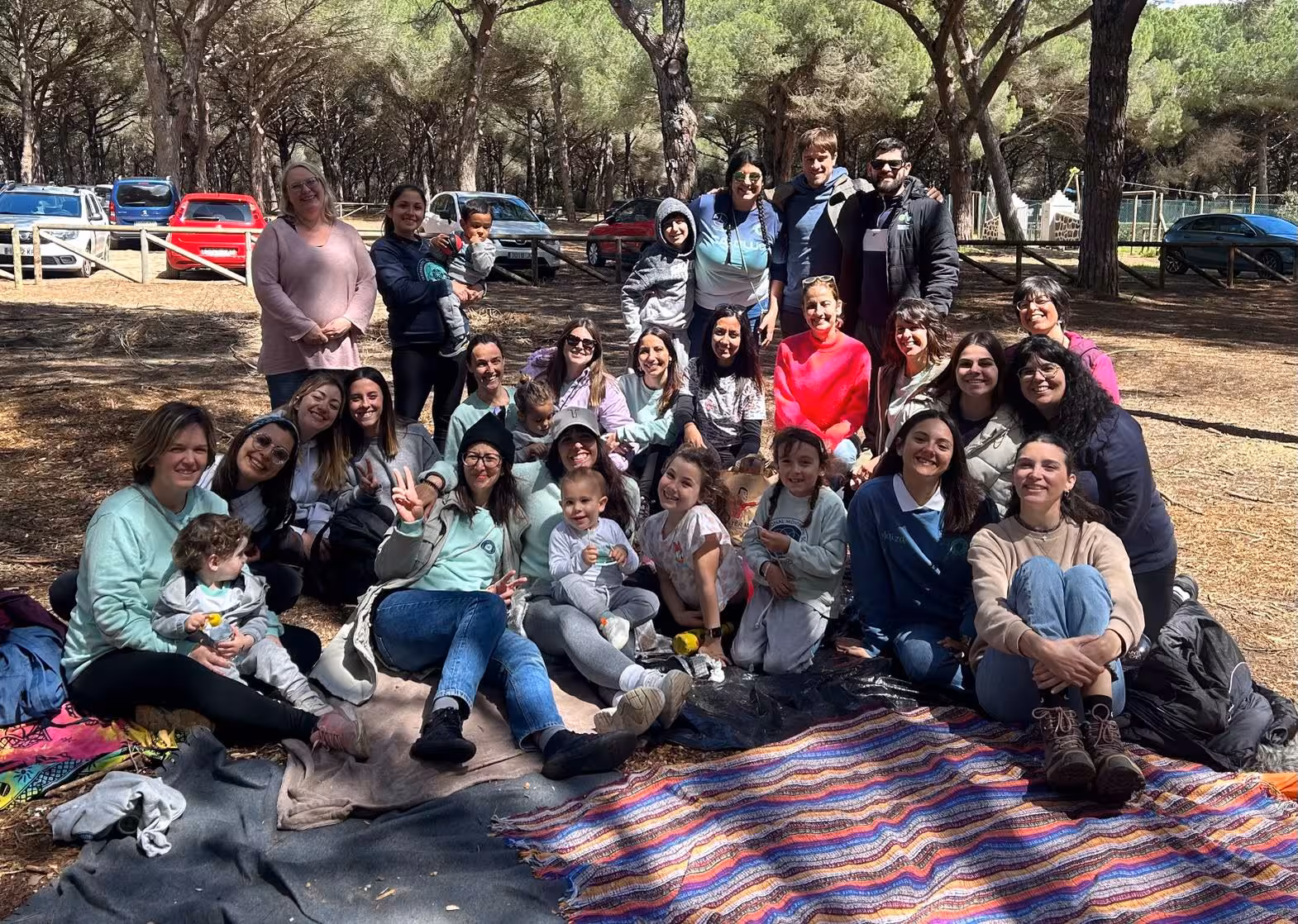 Equipo docente del IMS Sotogrande — guías Montessori formados y comprometidos con la educación para la vida