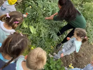 Alumnos del IMS aprendiendo en la naturaleza