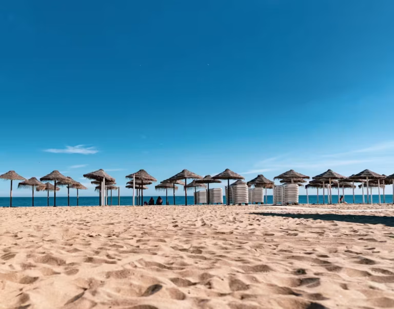 Kinderschwimmen - Kinderschwimmkurse in Fuengirola: Ein Montessori-Leitfaden für die Entwicklung im Wasser