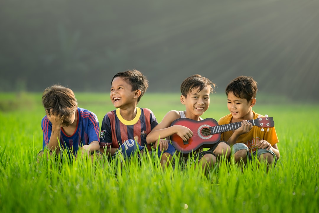 Montessori Music for Children (Ages 0-6) | Guide for Expat Families in Sotogrande & Costa del Sol
