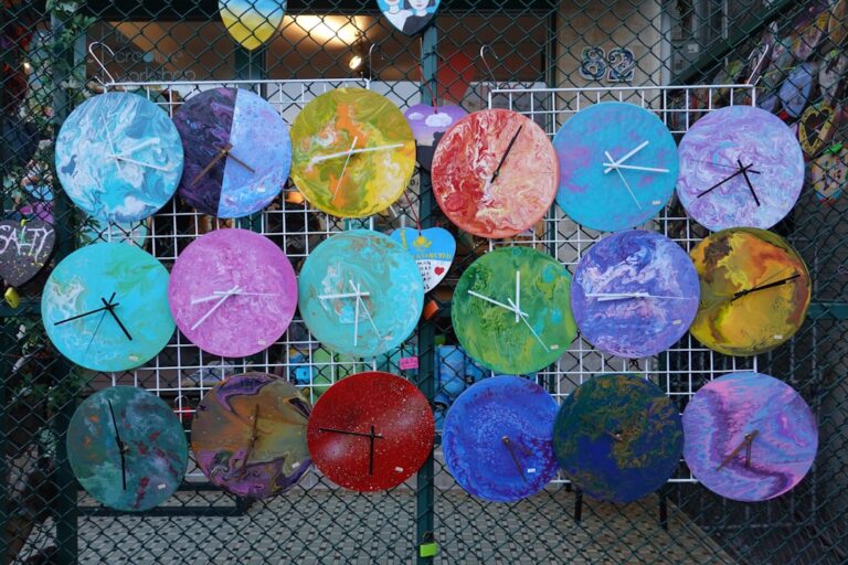 Arte con centrifugado: actividad creativa para niños en casa