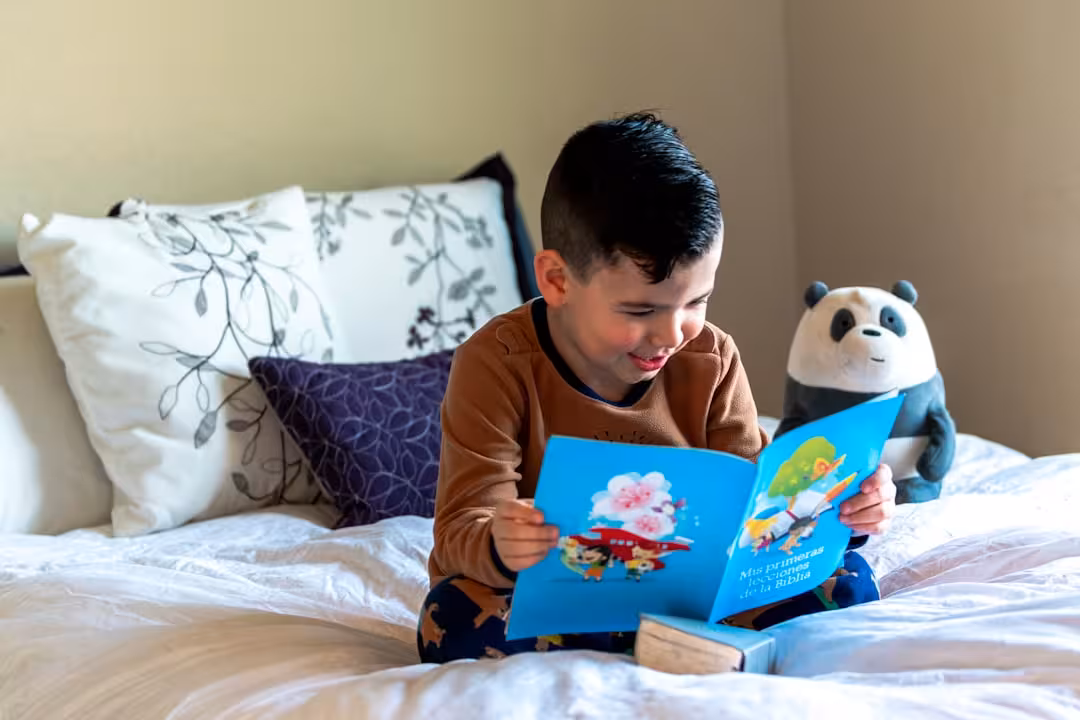 Cómo ayudar a mi hijo a aprender a leer [Método Montessori]