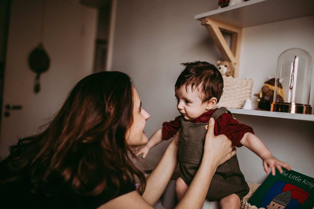 Cómo hacer que mi hijo coma de todo [Método Montessori]