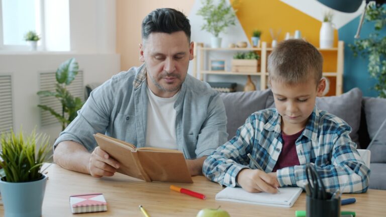 kids learning together
