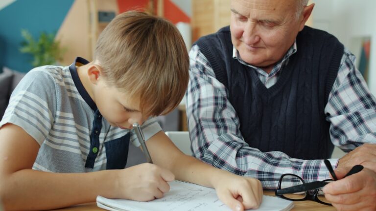 kids learning together