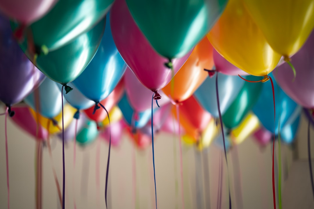 Decoración cumpleaños infantil estilo Montessori Marbella (2026)