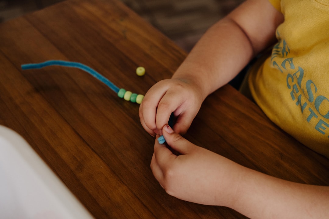Montessori hands-on learning - Montessori Hands-On Learning: Why Concrete Materials Are Key | IMS Sotogrande