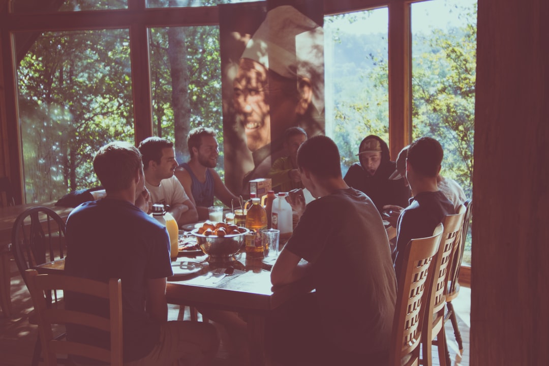 Comunicación con los hijos - La mesa familiar como espacio natural de diálogo