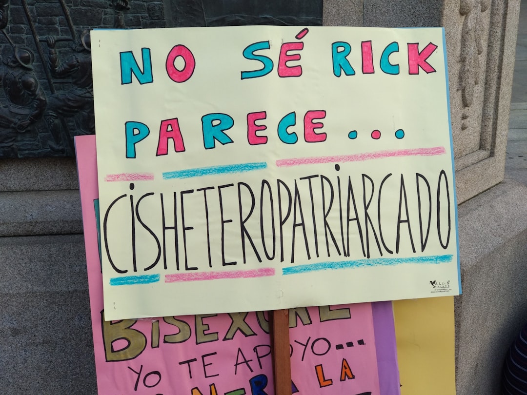 sistema de premios y consecuencias - Pequeño expresando sus emociones de forma segura, sin miedo al castigo