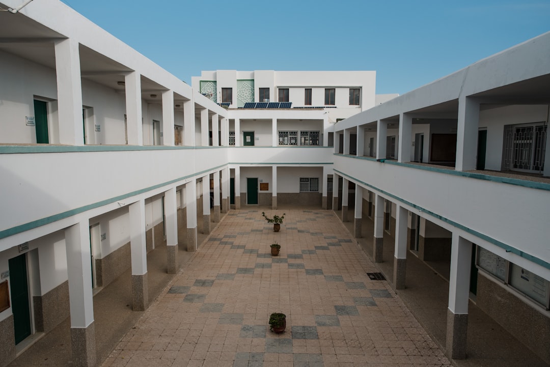 escuela Montessori Costa del Sol - Aprendizaje al aire libre en un entorno seguro como Sotogrande