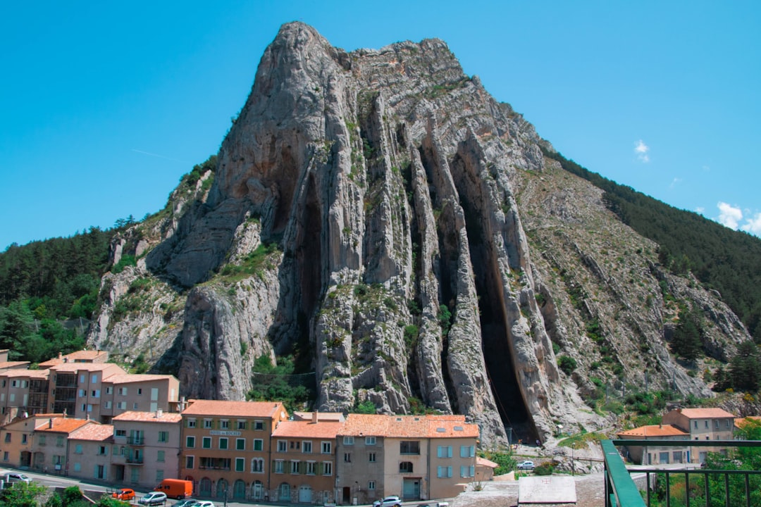 Montessori Krippe Gibraltar - Montessori Krippe Gibraltar: Was es gibt und echte Alternativen