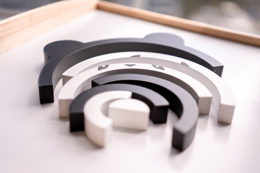 Guardería Montessori en Campo de Gibraltar precio - Materiales Montessori de madera para aprendizaje sensorial