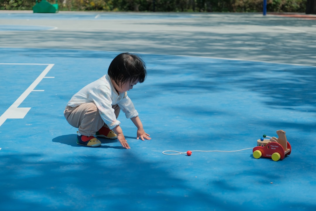 escuela infantil Montessori en La Línea - Un aula Montessori diversa y bilingüe, donde cada niño trabaja a su propio ritmo