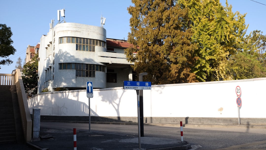 colegio Montessori cerca de La Duquesa - Aula bilingüe con inmersión en español e inglés