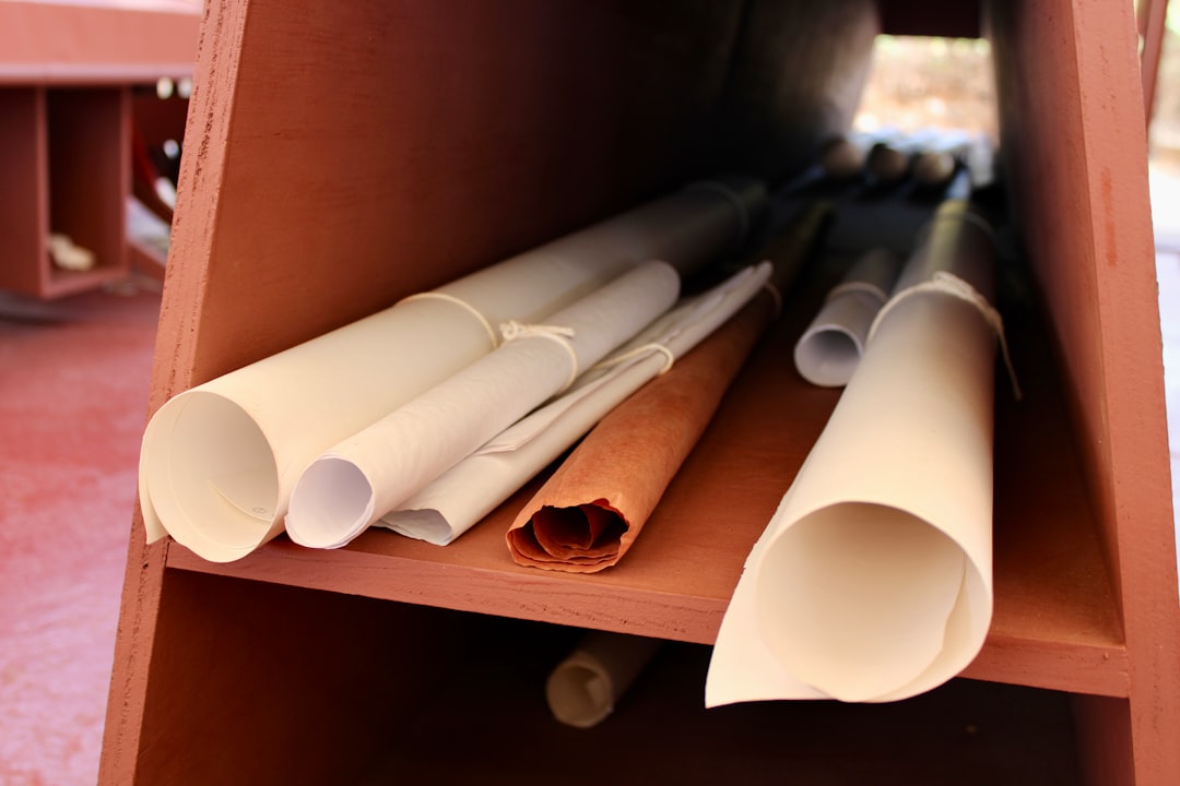 guardería Montessori en Sotogrande - Ambiente preparado Montessori con materiales organizados por áreas.