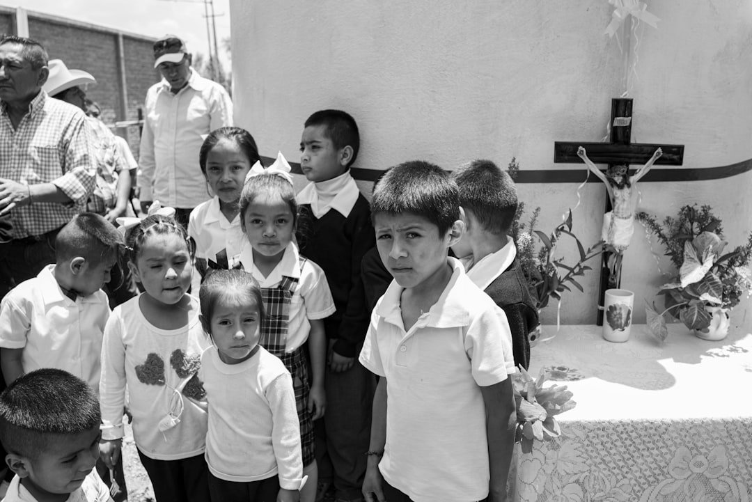 Casa de Niños Montessori en Estepona precio - Actividad al aire libre en colegio Montessori bilingüe de Sotogrande
