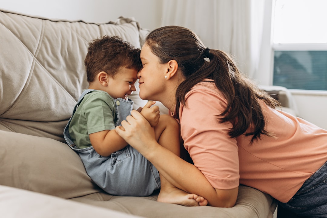 Conectar a la altura del niño es el primer paso para que te escuche