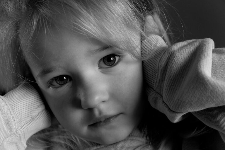 Montessori Schule Sotogrande: Kind gehorcht nicht - Ursachen & respektvolle Erziehung