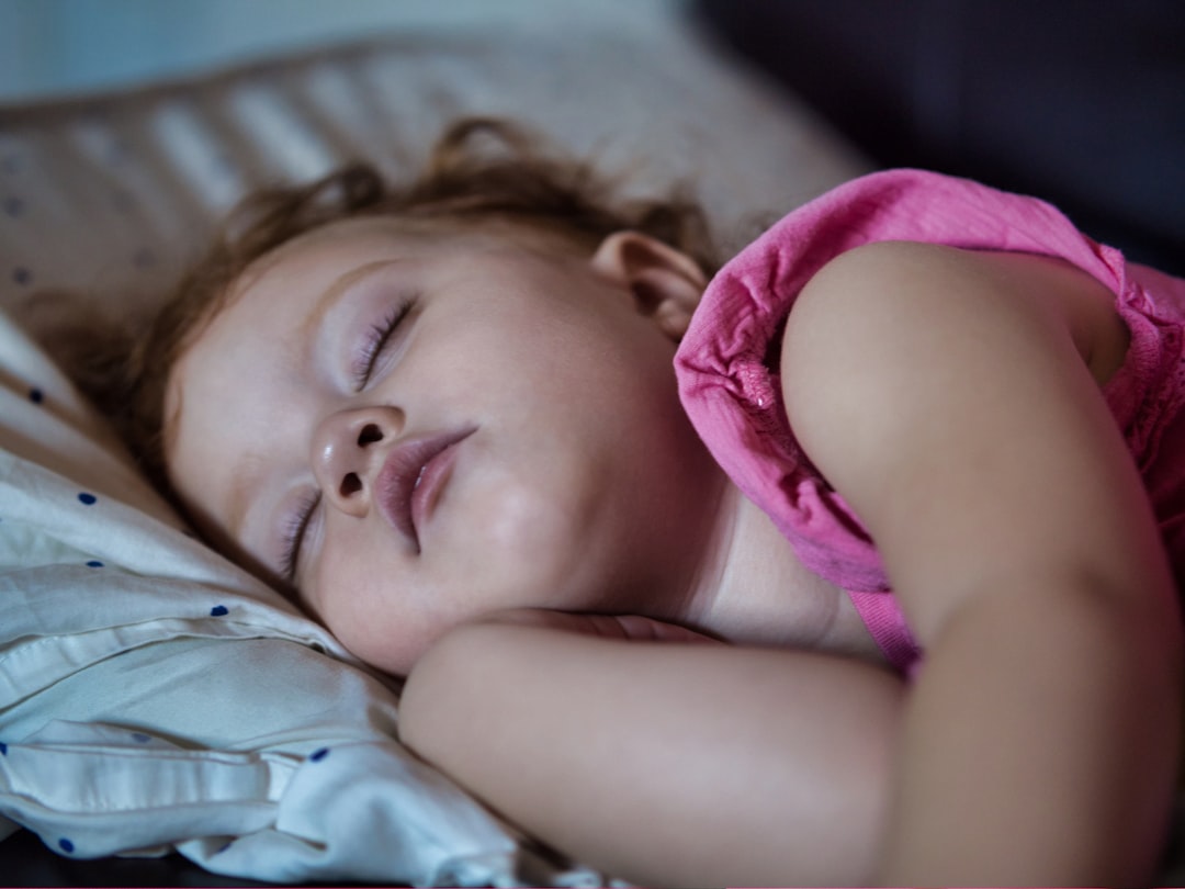 mi hijo no duerme - Un entorno Montessori ordenado y sin exceso de estímulos ayuda al descanso