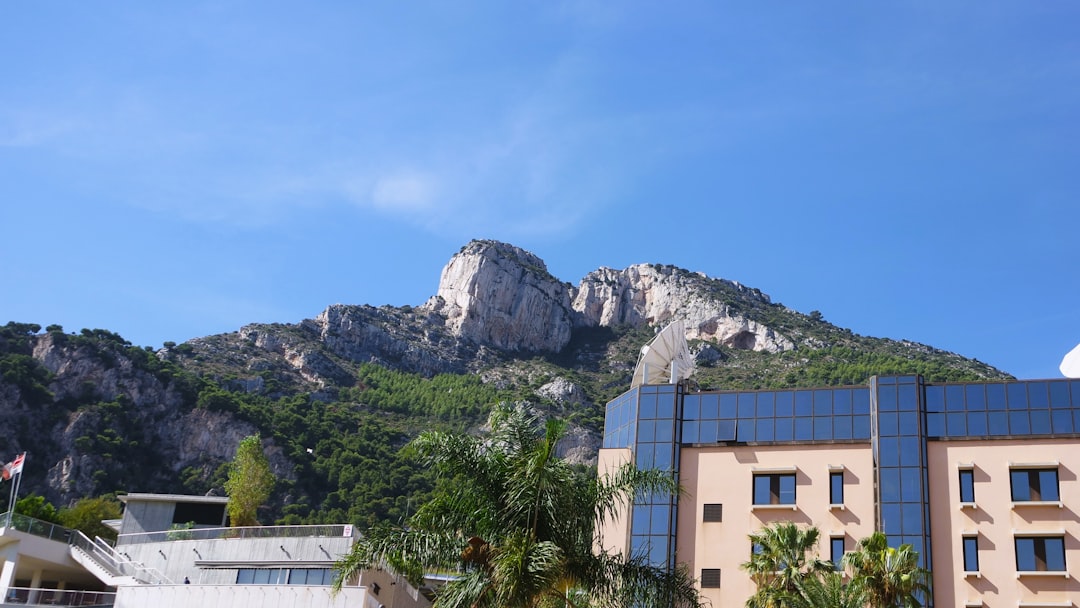 Montessori Grundschule Gibraltar - Montessori-Grundschule nahe Gibraltar: Kosten, Ablauf & Möglichkeiten