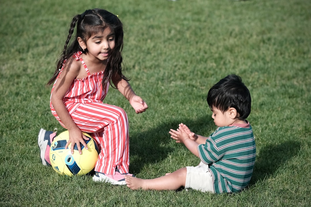 kids learning together