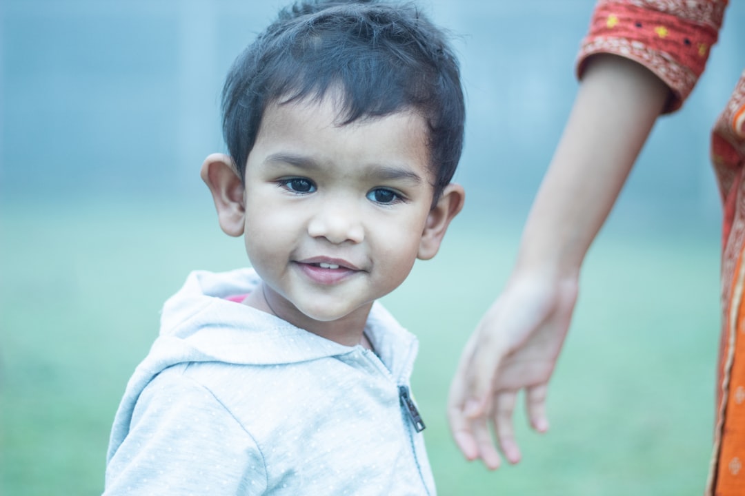 Montessori Schule Sotogrande - Montessori Schule Sotogrande: Sprachentwicklung bei Kindern – wie Sie sie mit der Montessori-Methode fördern