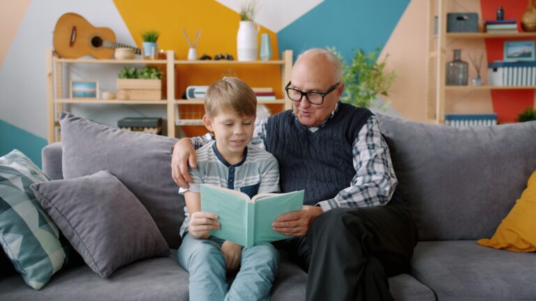 zweisprachige Montessori Erziehung - Zweisprachige Montessori Erziehung: Praktischer Leitfaden für Familien in Sotogrande