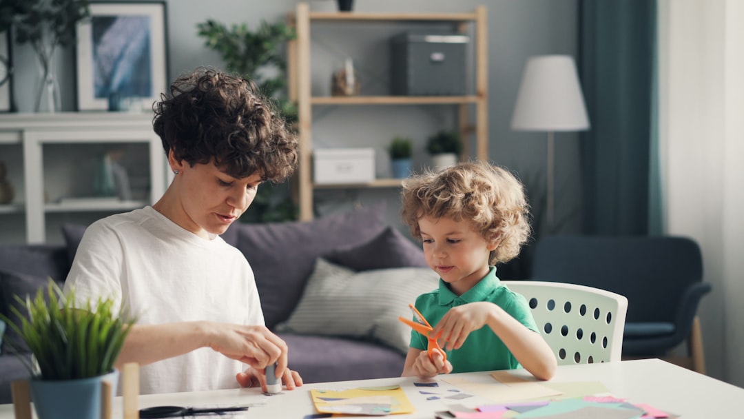 Juegos educativos para niños de 6 años - Materiales Montessori de matemáticas en un ambiente preparado