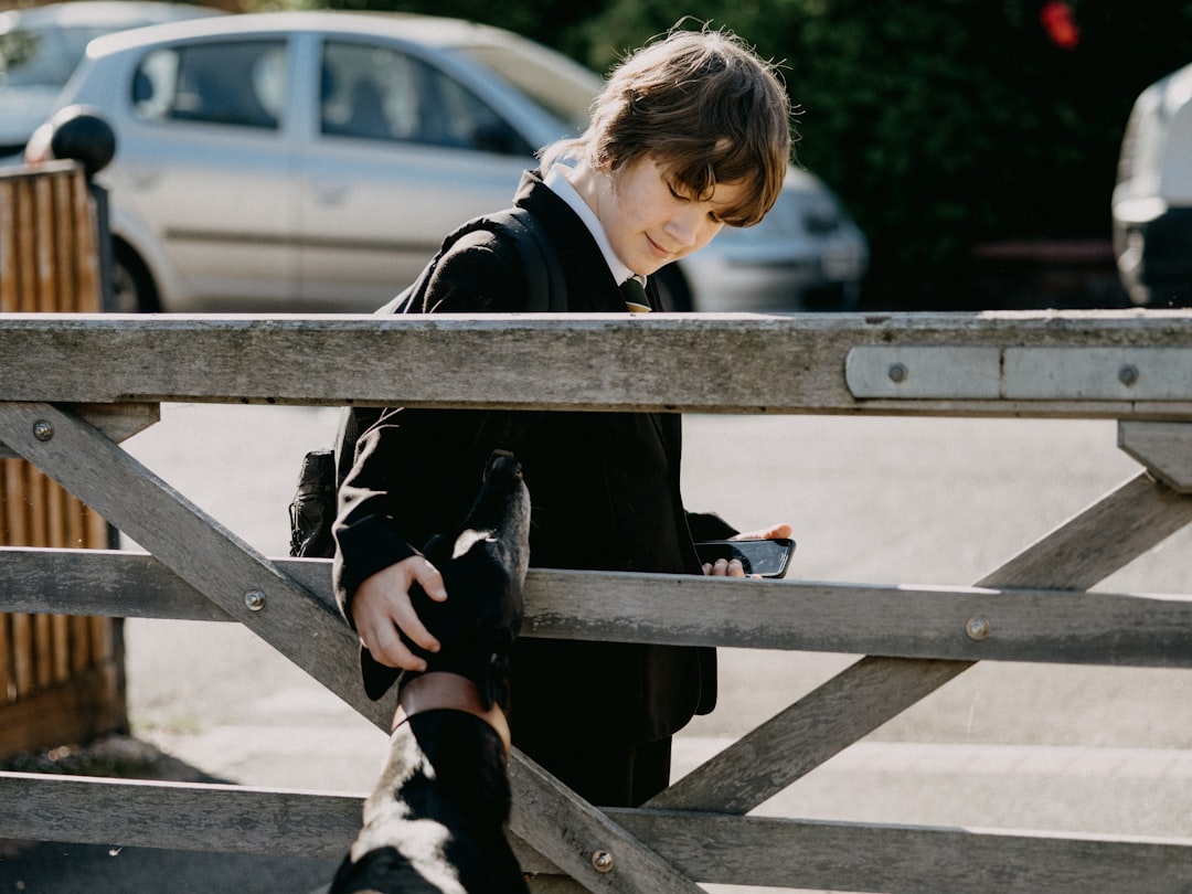 adaptación escolar - Validar las emociones de tu hijo es más efectivo que intentar que deje de llorar