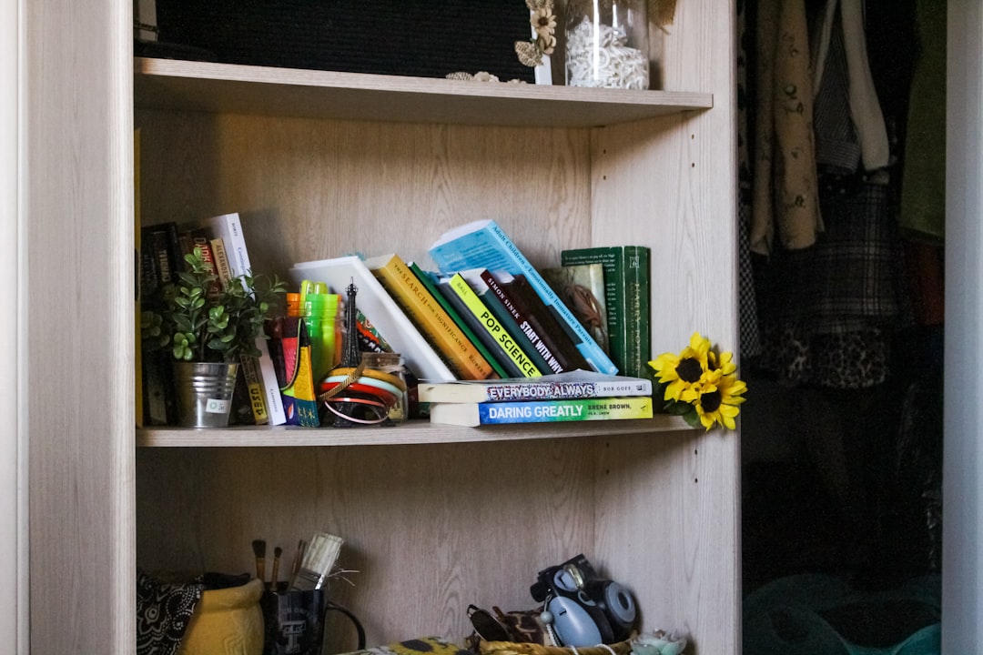 materiales Montessori - Un ambiente preparado que facilita el orden y la autonomía.