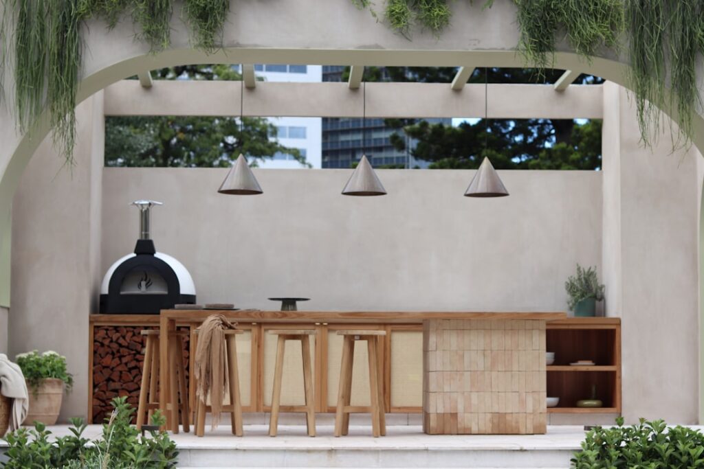 Ambiente exterior Montessori: diseño y materiales al aire libre