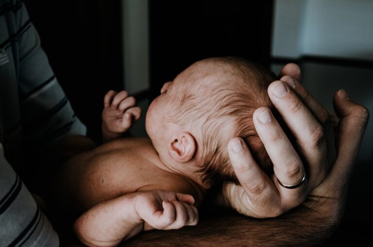 High Need Baby: Montessori-Begleitung im Alltag