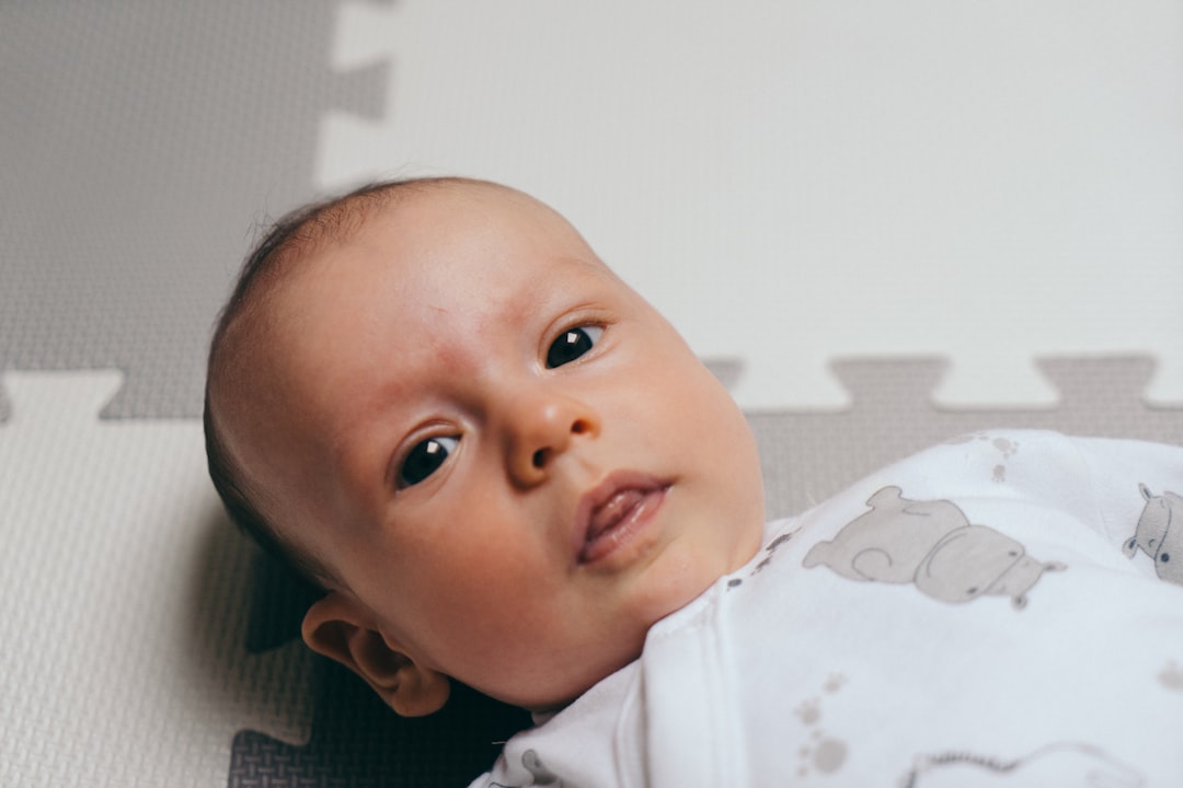 Dientes 4 meses bebe: señales y alivio seguro en casa