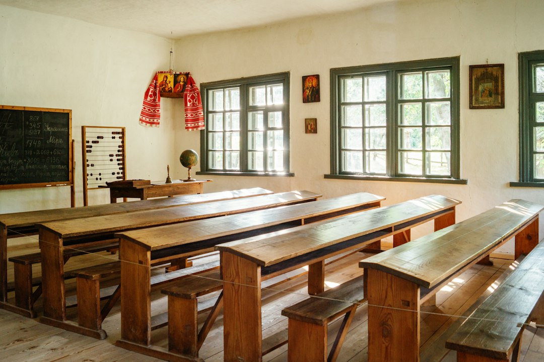 pedagogía waldorf críticas - Los materiales concretos forman parte del ambiente preparado Montessori.