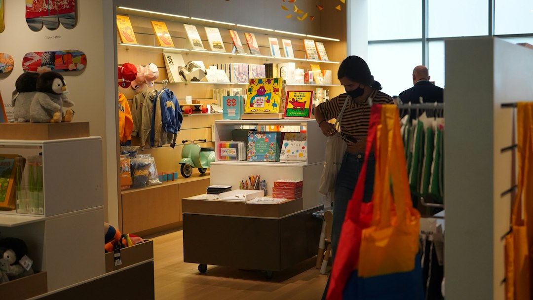 tienda colegio montessori - Una actividad de vida práctica para desarrollar coordinación y autonomía