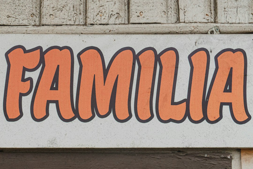 comunicación digital familia-colegio - Las familias internacionales encuentran en Sotogrande una comunidad educativa cercana.