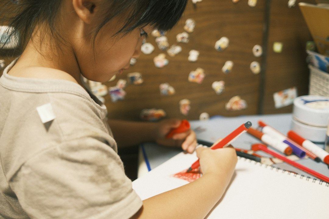 pedagogía Montessori - El aprendizaje matemático comienza con materiales concretos.