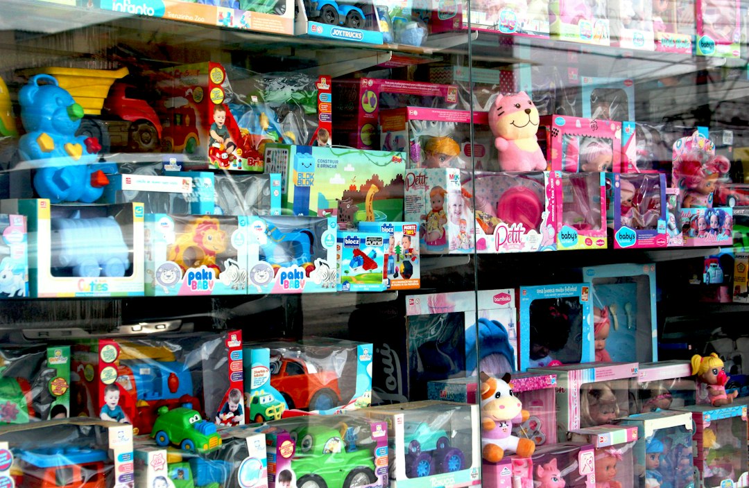 materiales Montessori - El ambiente preparado acompaña distintas etapas del desarrollo infantil.