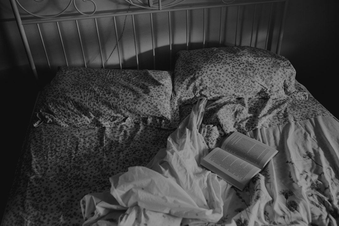 cuentos de princesas para dormir - A los 10 años, el humor y el misterio ligero mantienen el interés.