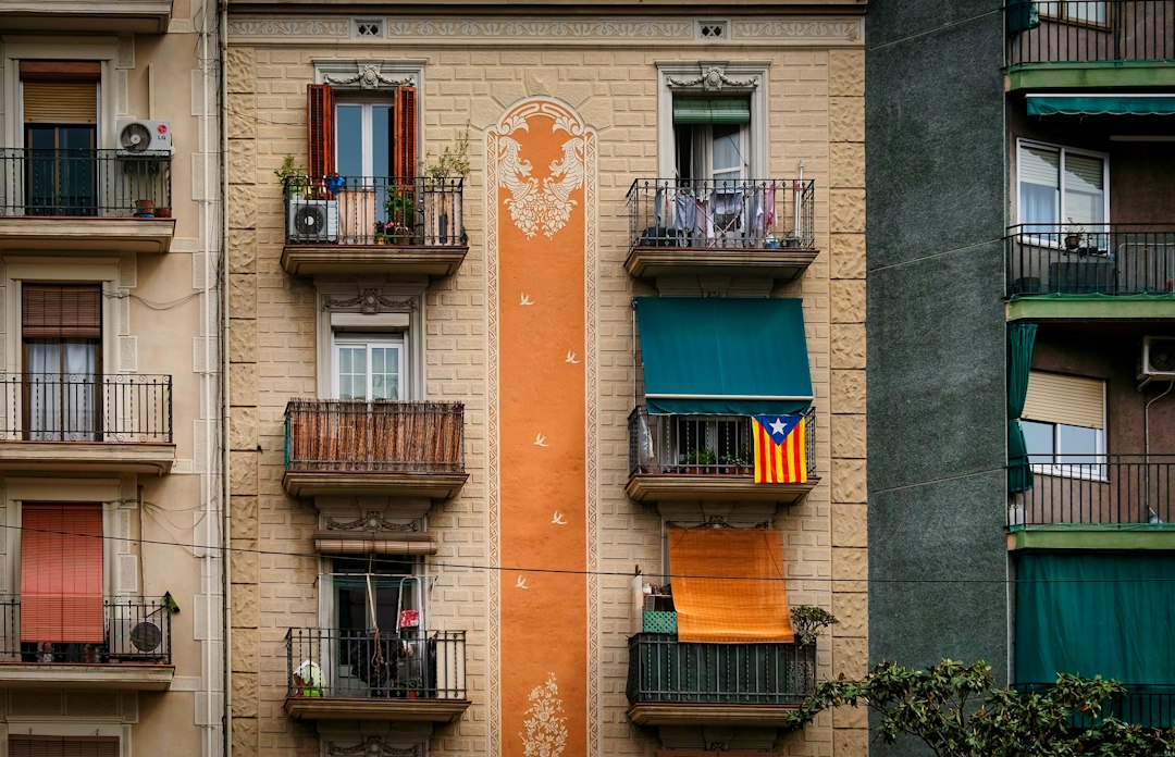 incremento por guardería en el IRPF - Mudarse de Cataluña al Campo de Gibraltar no hace perder la deducción estatal.