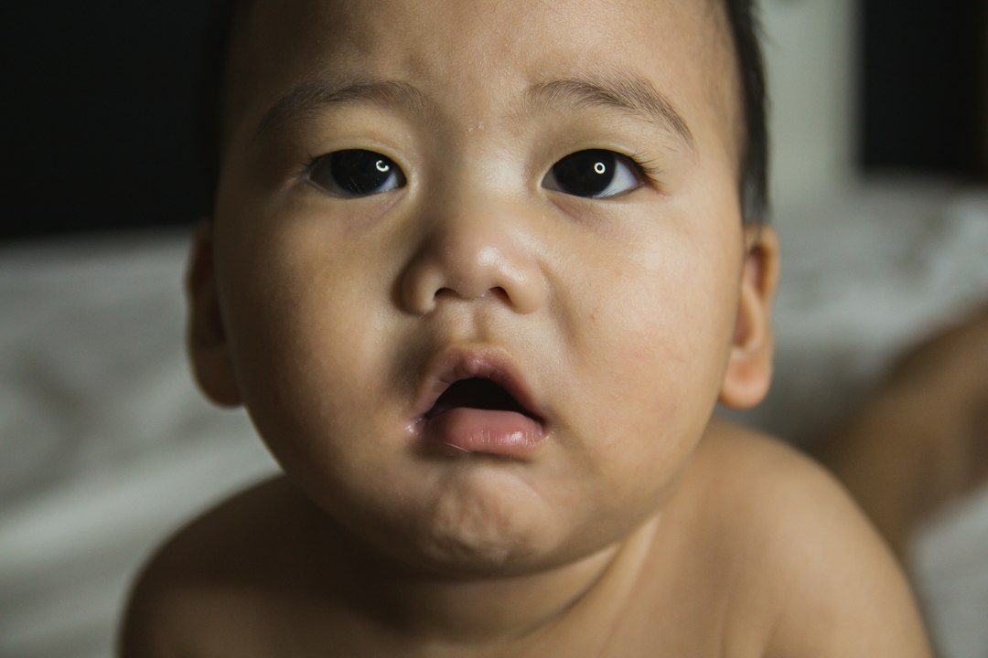 mordedores dientes bebe - Babear mucho es una de las señales más claras de que llegan los dientes.