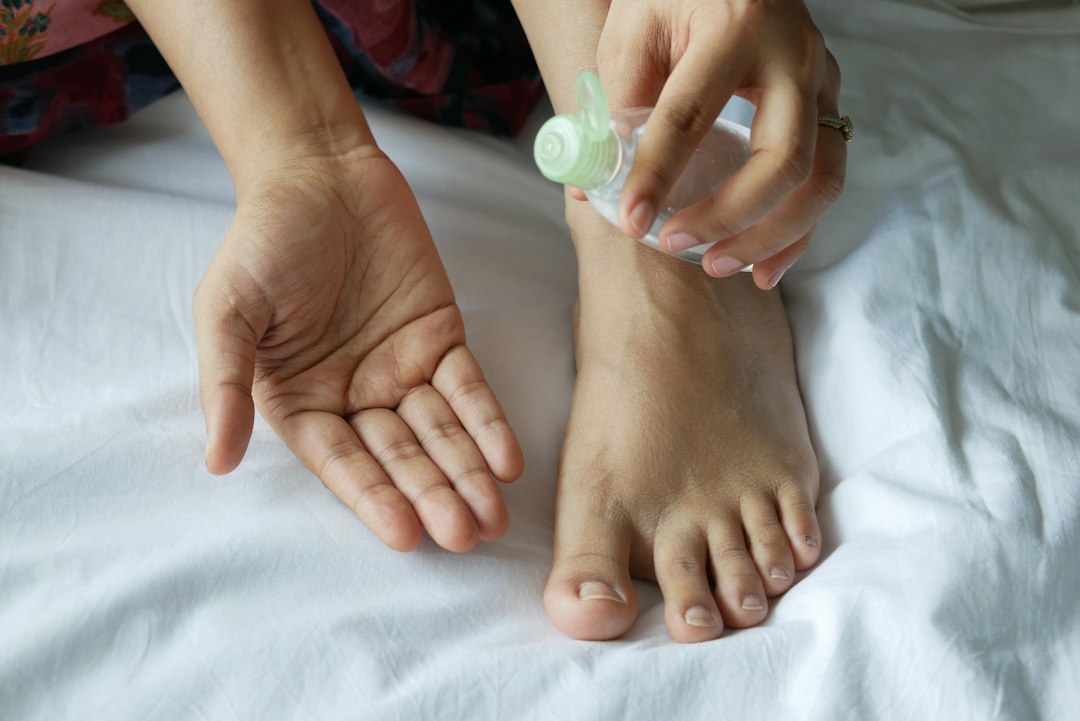 gel de dentición - Mantener la rutina de sueño ayuda a recuperar las noches cuando salen las muelas.